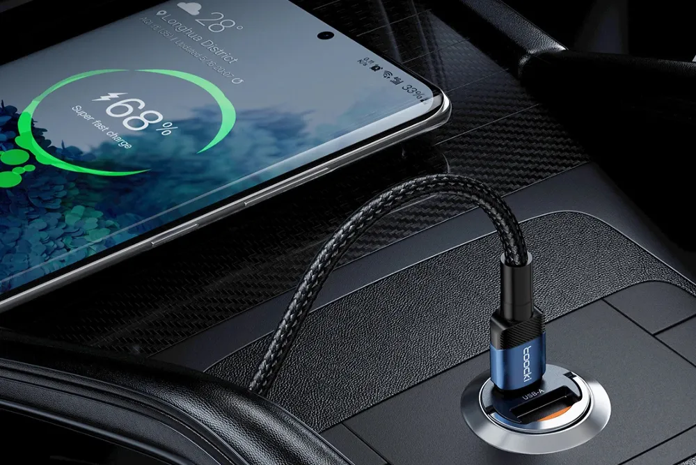 12 Rekomendasi Charger Mobil Fast Charging Terbaru